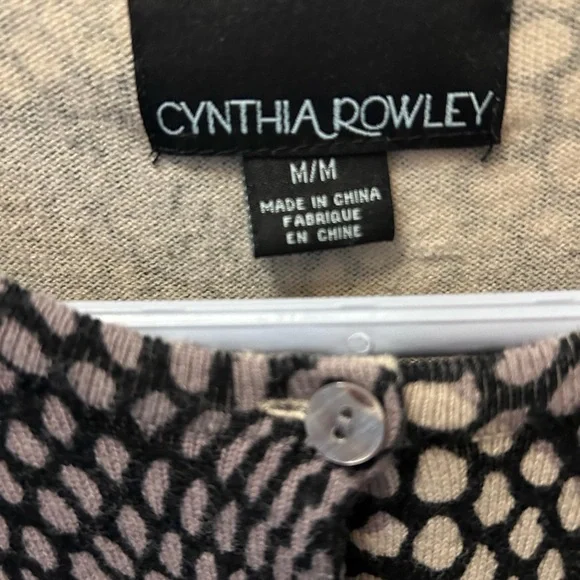 CYNTHIA ROWLEY sweater. - Picture 4 of 8